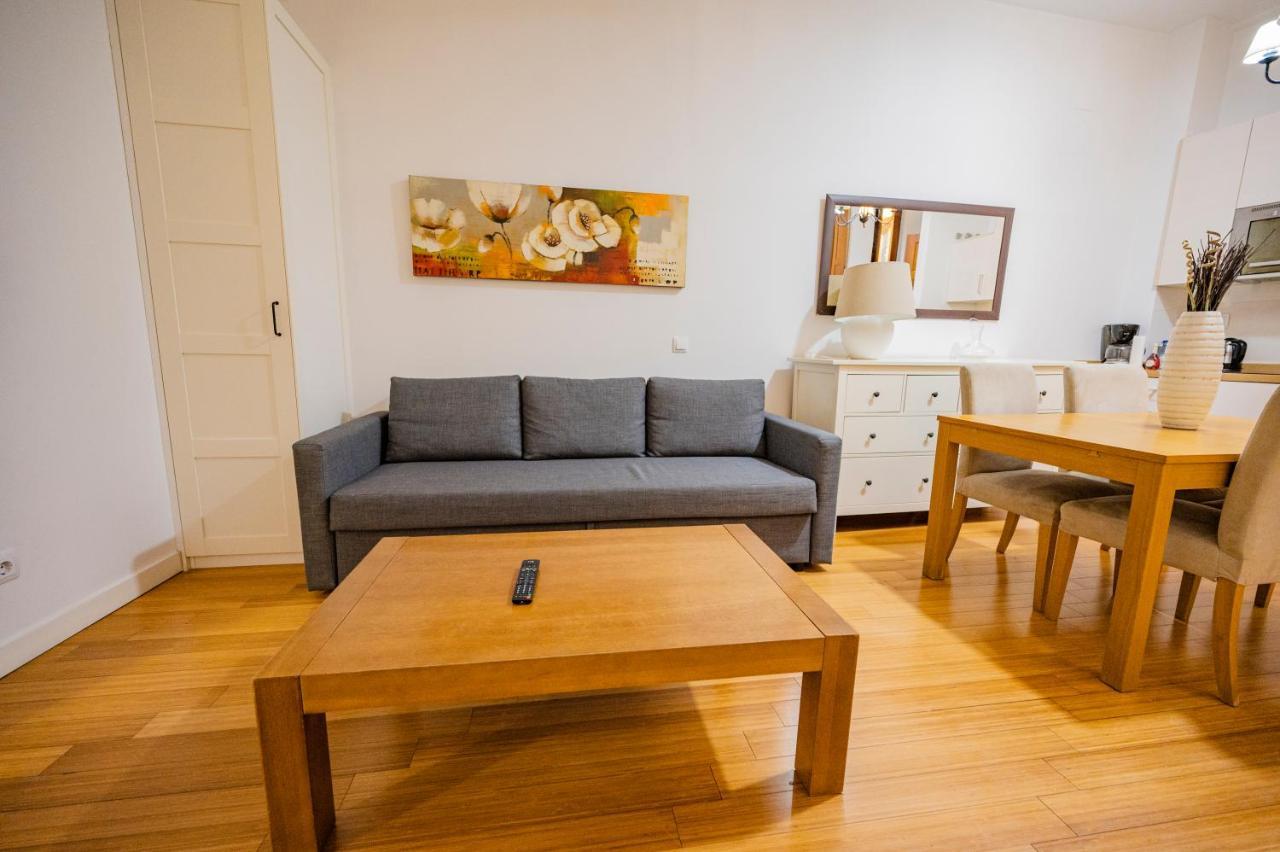 Apartamentos Huertas Madrid Ngoại thất bức ảnh