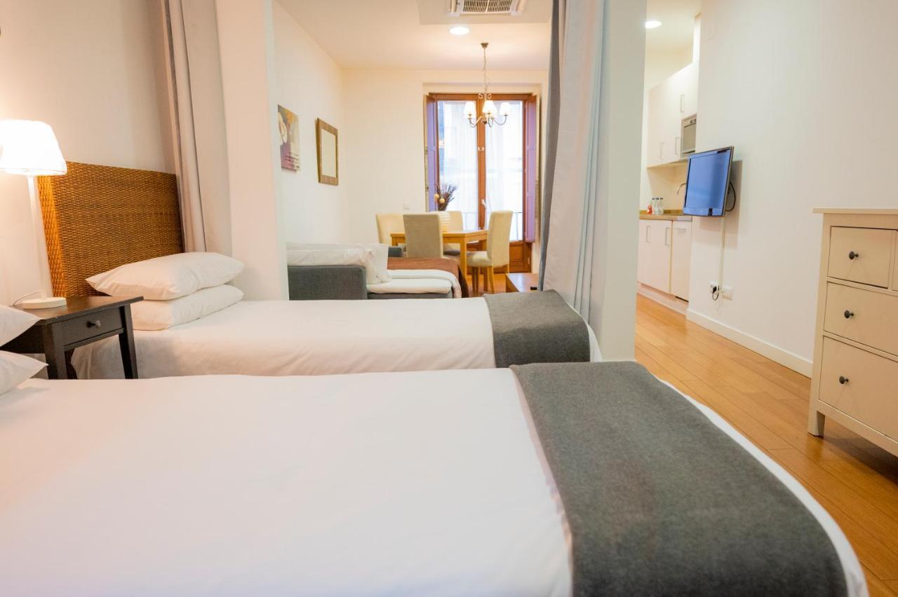 Apartamentos Huertas Madrid Ngoại thất bức ảnh